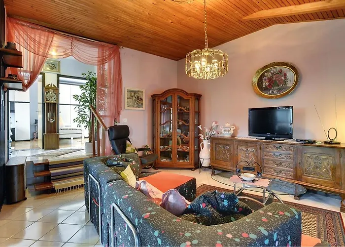 Nyaraló House Silvana Póla