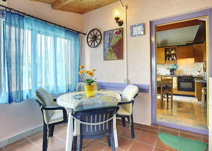 Nyaraló House Silvana *