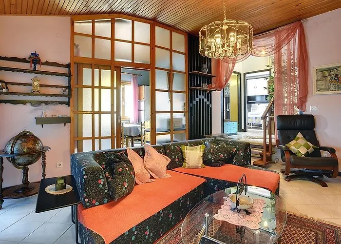 House Silvana 펜션 *